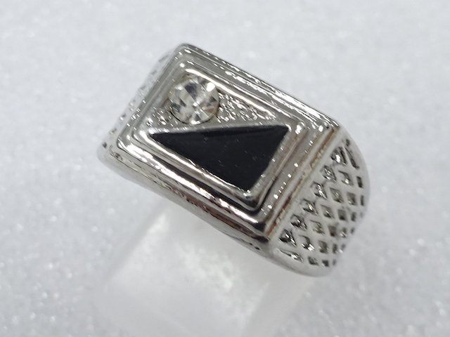 Japanese Kimono / Antique Accessories Metal